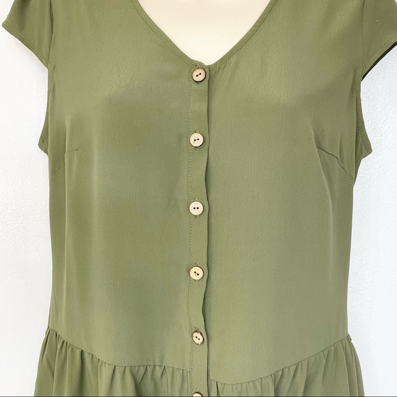 NWT Olive green Lilly Rose loose fit Bohemian short sleeve romper w/pockets - Picture 2 of 7